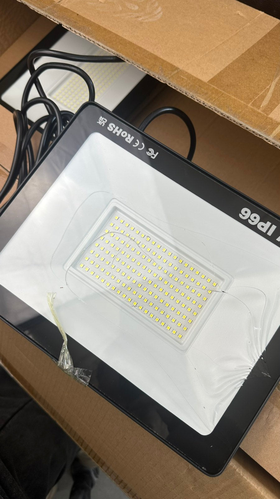 A518 Pažeista prekė. 3 galvų LED darbo šviesos su trikojų stovu – 10 000 LM, 6000K