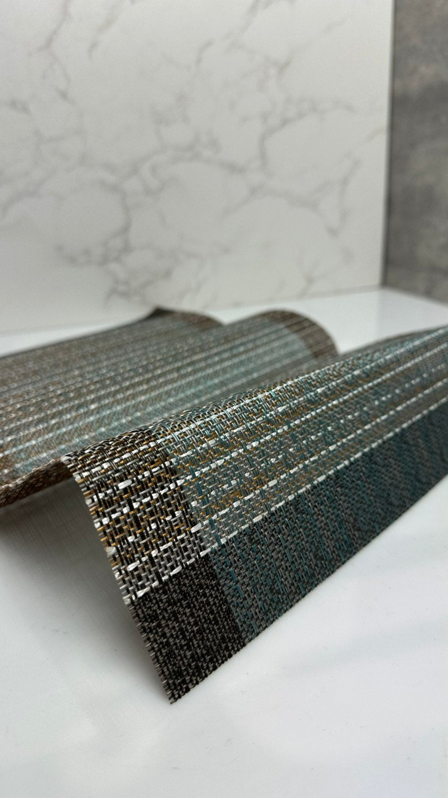 A199 🍽️ Melsvi Stalo padėkliukai (6 vnt.) – PVC, 45×30 cm