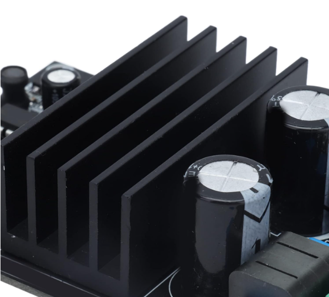 A74 Galios stiprintuvo modulis DIY garsiakalbių sistemai 300W + 300W.