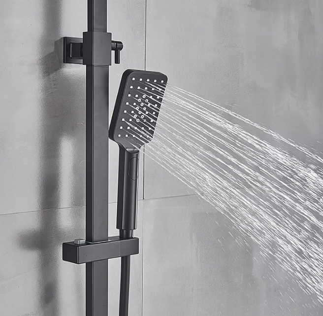 A42 Termostatinė dušo sistema su lietaus efekto galvute – aukštos kokybės žalvarinis korpusas