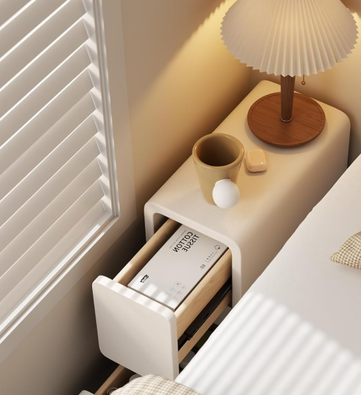 A279 Elegantiškas baltas naktinis staliukas su 2 stalčiais