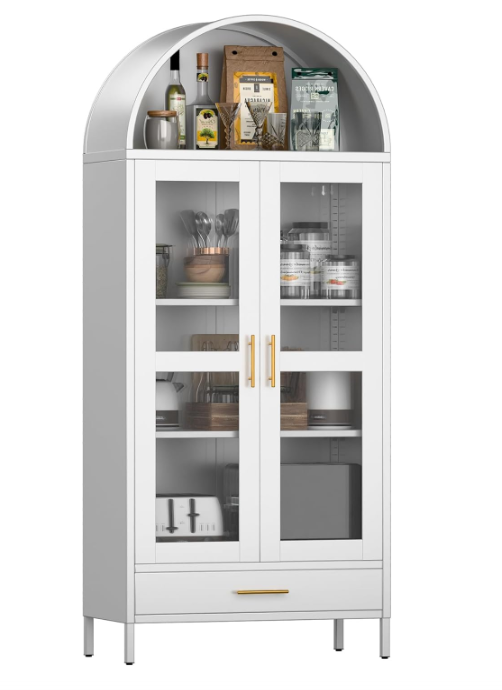 A383 Elegantiška stiklinė vitrina – tvirta, universali ir stilinga