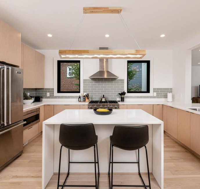 A449 Reguliuojamas LED lubų šviestuvas su nuotoliniu valdymu – 40W