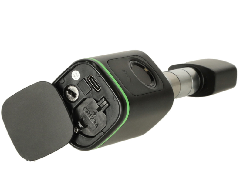 A879 Juoda išmanioji durų spyna su pirštų atspaudu ir Bluetooth, cilindras 60-90 mm