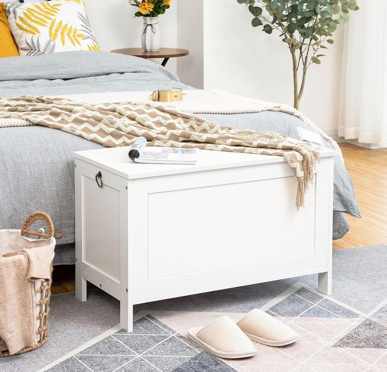 A15 Hoobro balto medžio daiktadėžė/ suoliukas